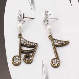 義烏批發新風尚 200件起批，混批靈活——奔力飾品廠開啟美發飾品批發新篇章